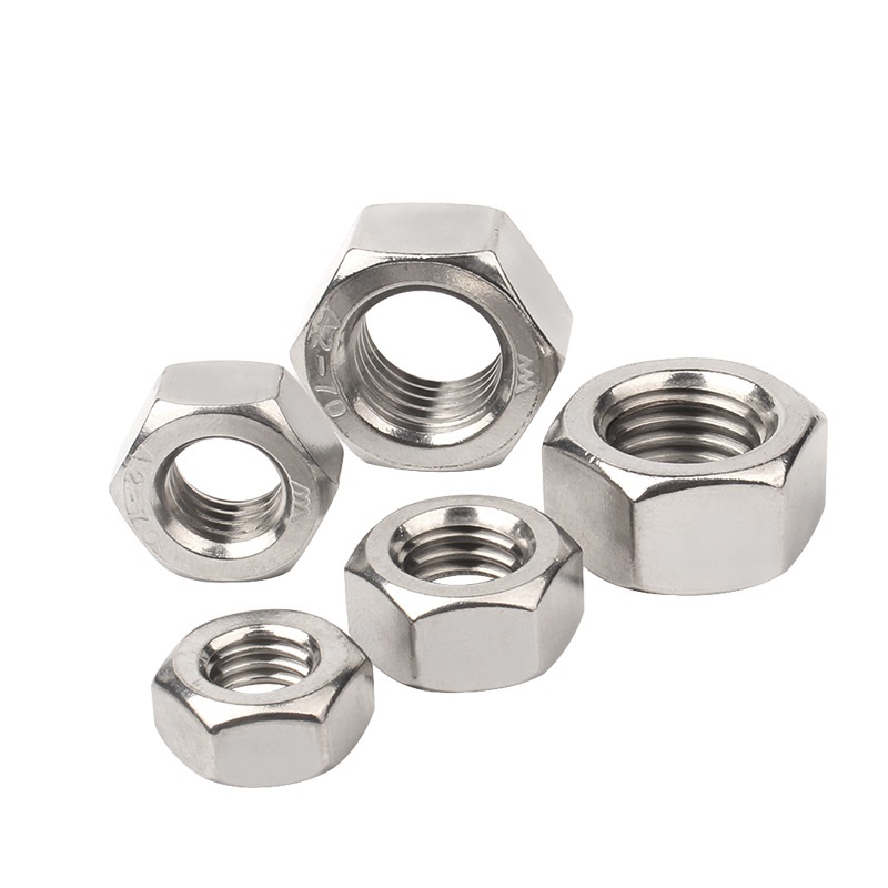 Inventory of three methods for brightly cleaning the surface of stainless steel screws